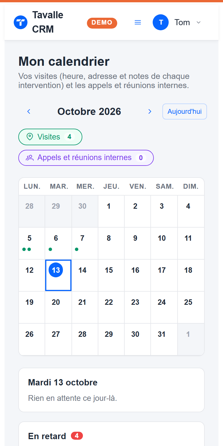 Tavalle sur un téléphone : le calendrier d’un membre de l’équipe avec la visite du jour (données de démonstration)